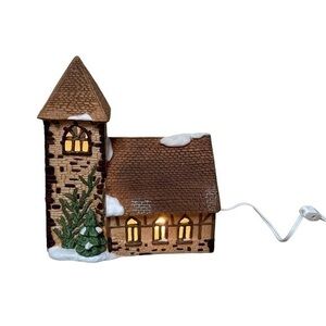 Department 56 Village Church 1985 Vintage with light Dickens Village Series